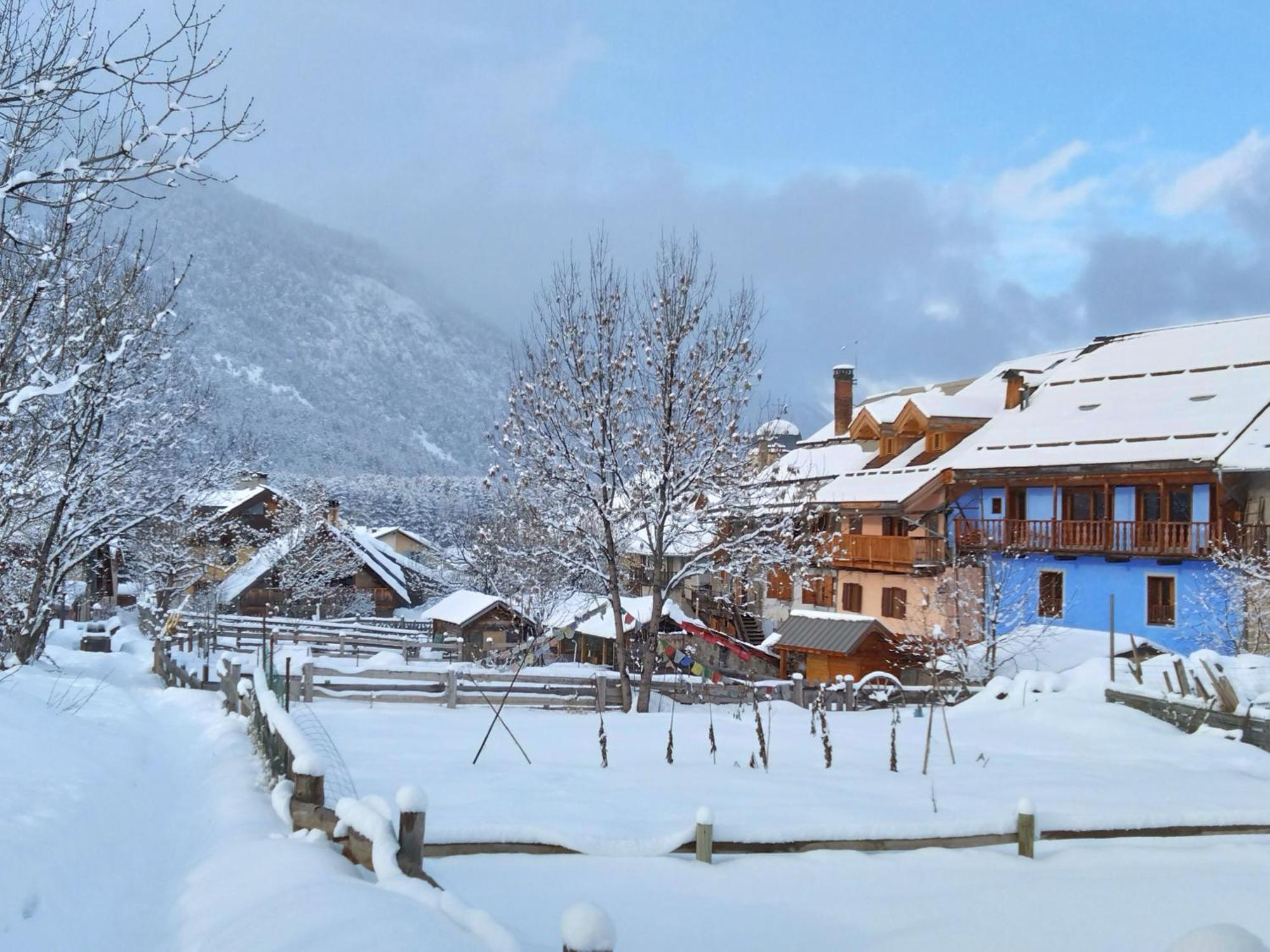 몽제네브르 La Maita B&B 외부 사진